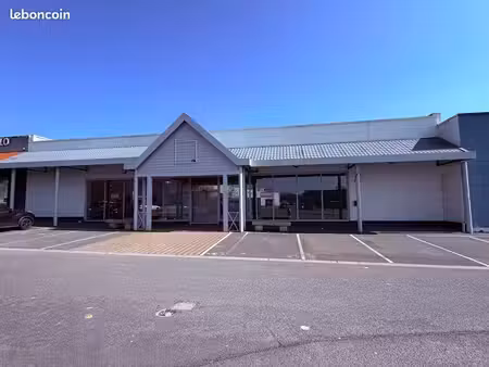 en direct pap - local commercial 800 m² – emplacement stratégique – clé en main