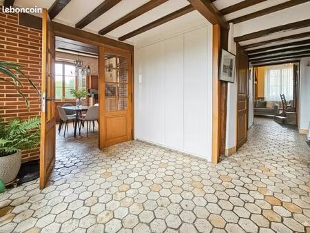 maison 6 pièces 180 m²