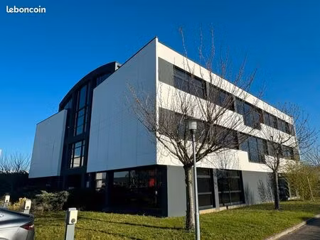 bureaux 83 m² marly