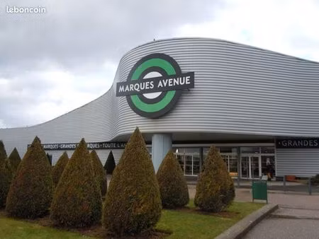 local commercial 480 m² talange