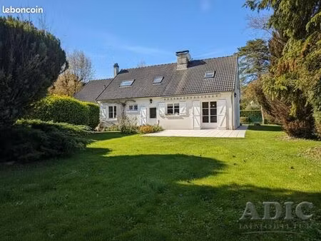 maison 7 pièces 150 m²