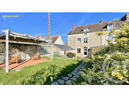 maison 6 pièces 147 m²