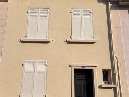 maison centre-ville vitry-le-françois – 45 m² – 2 chambres – jardin clos