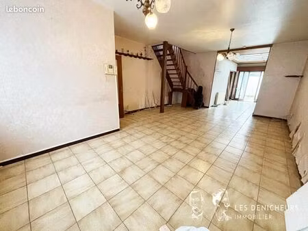 maison de ville 4 pièces 85 m²