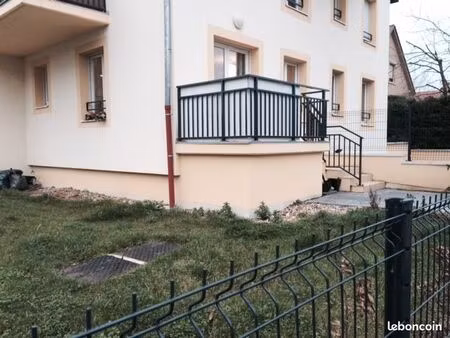 f3   terrasse et garage disponible le 15 avril 2026