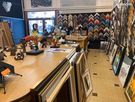 local 572 m² algrange