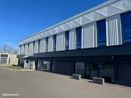 local commercial neuf