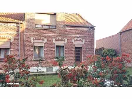 maison avesnes les aubert