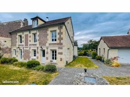 coup de cœur : maison en pierres avec piscine