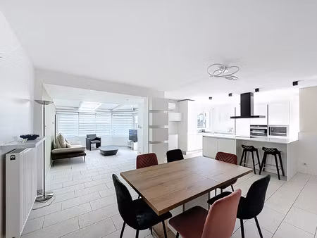 appartement - location meublée - en rez de jardin entièreme