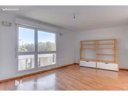 studio 1 pièce 30 m²