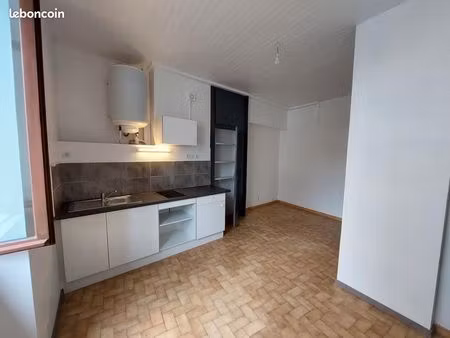 studio 1 pièce 20 m²