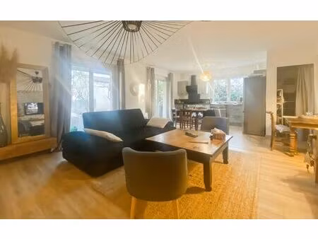 location appartement  m² t-3 à montauban  895 €