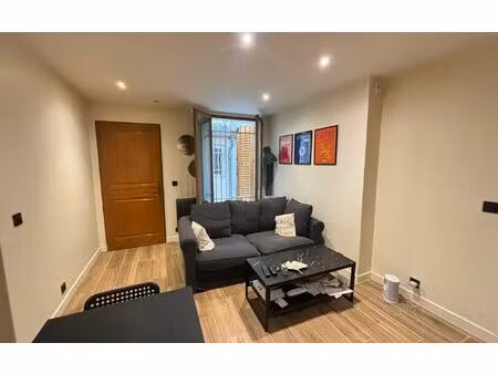 appartement paris 18 32.44 m² t-2 à vendre  319 000 €