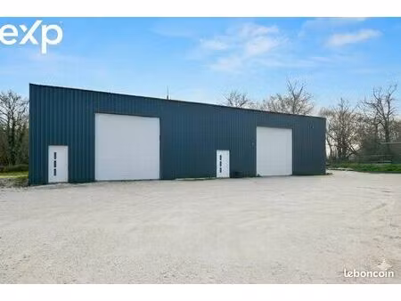 local 425 m² créon