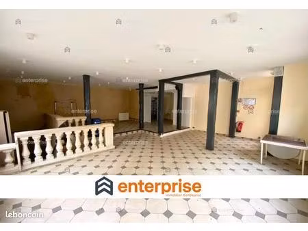 local commercial 260 m²