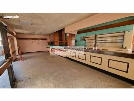 local commercial 113 m²