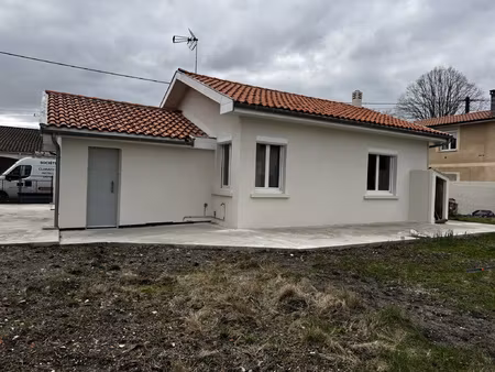 bordeaux bacalan - maison t2 meublée - entièrement rénové -