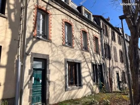 appartement 4 pièces - 80 m² + dépendances - centre / gare riom 63200