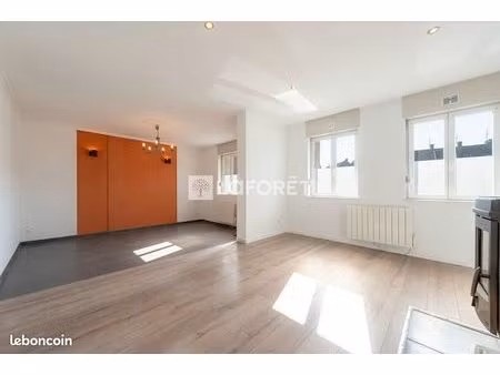 maison 6 pièces 97 m²