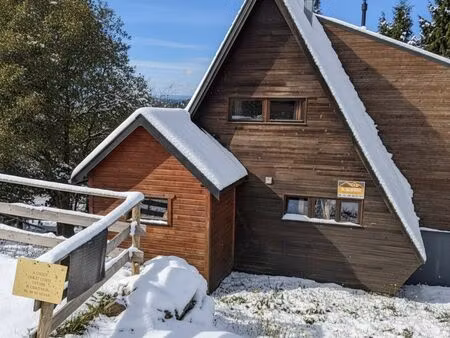 chalet 8 pièces 165 m²