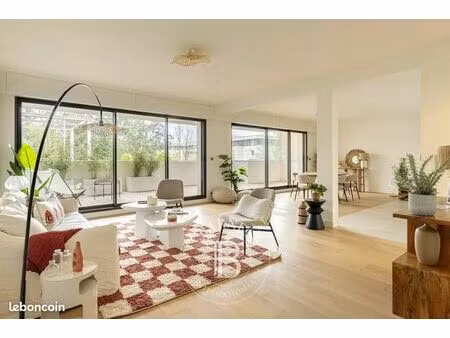 appartement 4 pièces 122 m²