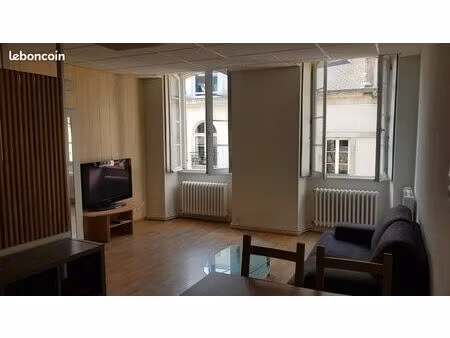 appartement t2 de 40m² refait à neuf - très lumineux