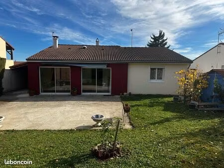 maison  plain-pied 111 m² sur 600 m² de terrain clos