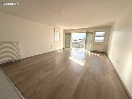 appartement 3 pièces 74 m²