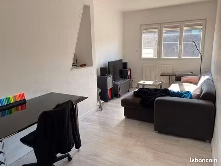 saint nazaire particulier loue t2