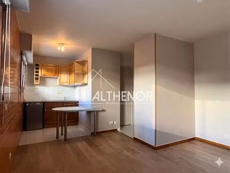 studio à annecy — proximité du lac et des galeries lafayette