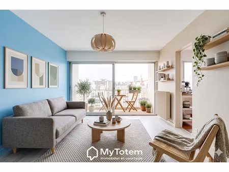 paris 13e - studio avec 2 balcons - 33 77m2