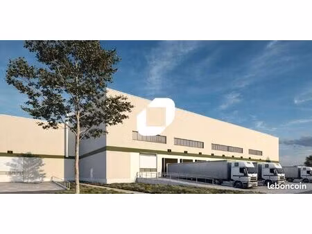 local industriel 5 563 m²