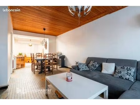 maison 6 pièces 85 m²