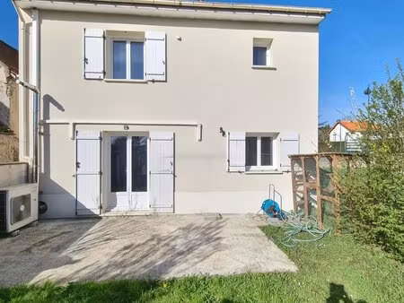 maison récente 3 ch. centre mouroux -garage – dpe c