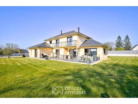 à l'abri des regards  la vie en format xxl.