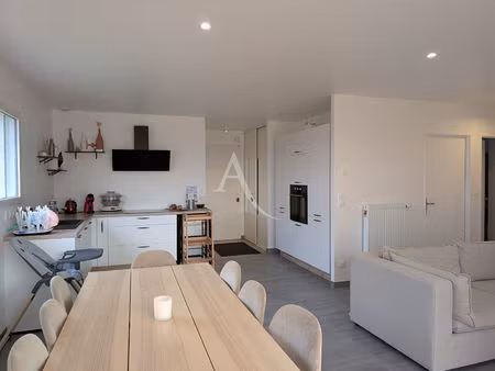 maison polliat 3 pièce(s) 70.10 m2