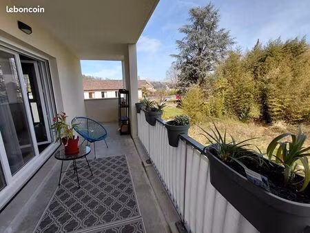 appartement 3 pièces 63 m²