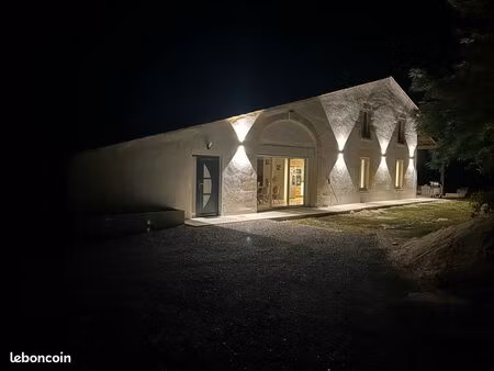 maison 5 chambres sur propriété clôturée