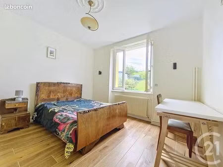 maison 9 pièces 197 m²