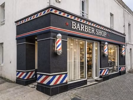 local commercial neuf en plein centre ville de vieillevigne