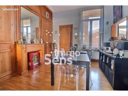 appartement 3 pièces 64 m²