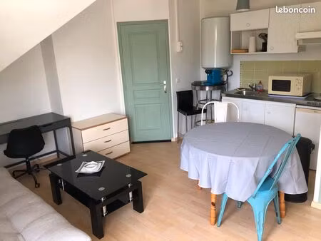 t2 lumineux au calme saint marc sur mer