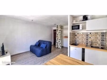 studio meublé intra-muros