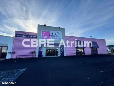 local commercial 1130 m² cournon d'auvergne