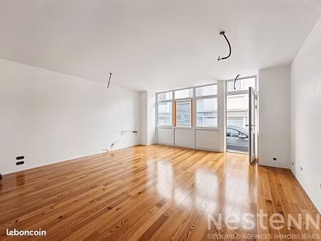 bureaux  local commercial 77 m² hennebont