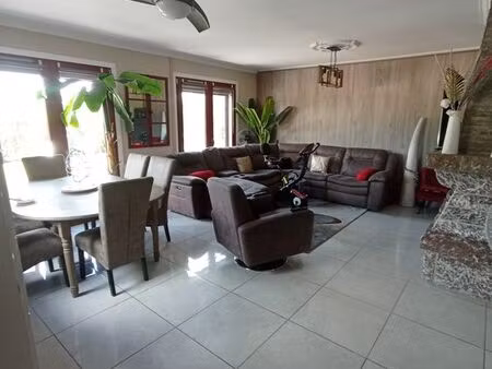 pavillon individuel avec un terrain constructible