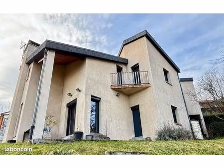 maison 6 pièces  135 m²  clermont-ferrand