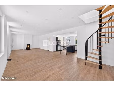 maison 5 pièces 140 m²