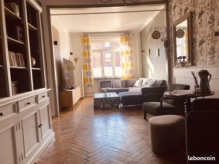 maison 6 pièces 150 m²